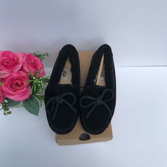 UGG Dakota Double Bow - Picture 7 of 9